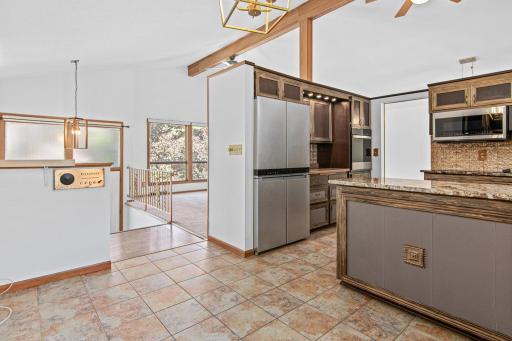 344 Thompson Avenue W, West Saint Paul, MN 55118