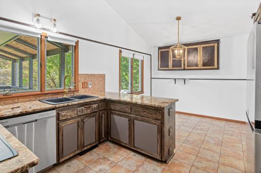 344 Thompson Avenue W, West Saint Paul, MN 55118