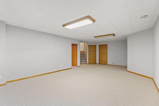 8903 Preserve Trail, Savage, MN 55378