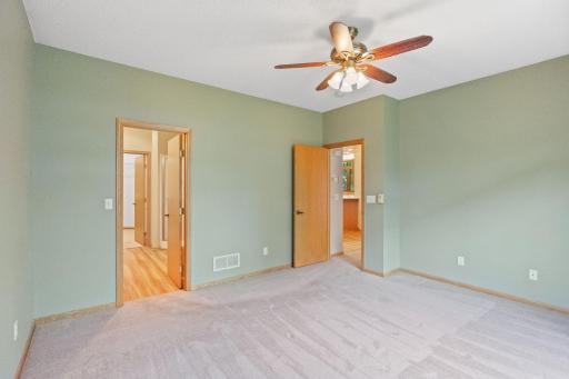8903 Preserve Trail, Savage, MN 55378