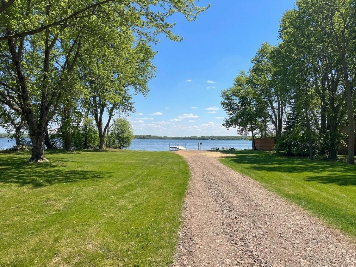 .75 acre deeded lake access