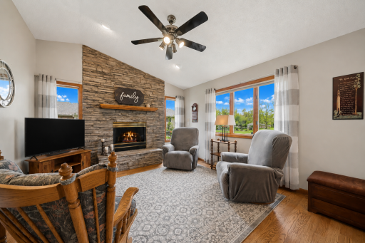 4820 Echo Court, Faribault, MN 55021