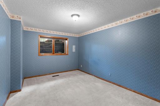 9651 Juniper Street NW, Coon Rapids, MN 55433