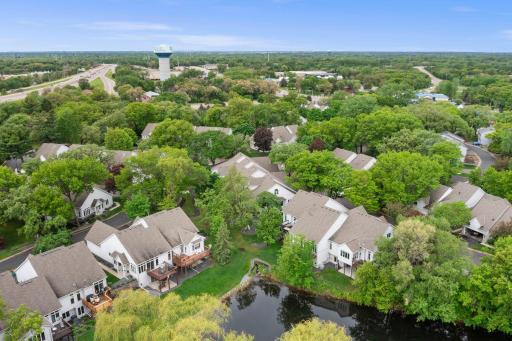 Well maintained townhouse comunity with lots of green space