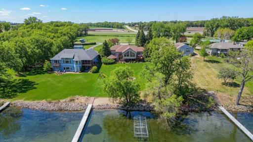 5979 24th Street NE, Willmar, MN 56201