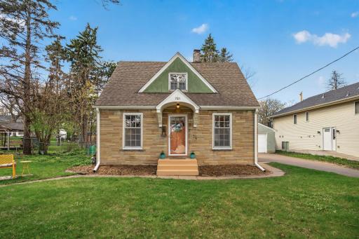 721 Parkway Drive, Saint Paul, MN 55106
