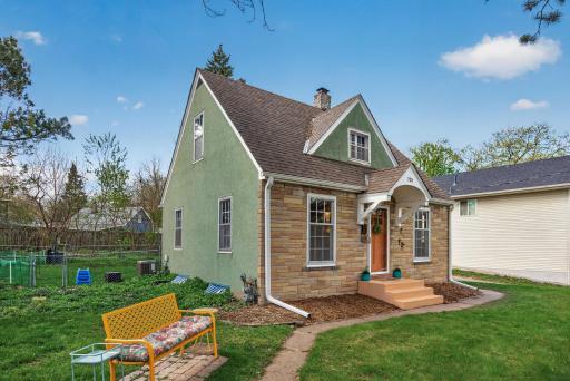 721 Parkway Drive, Saint Paul, MN 55106