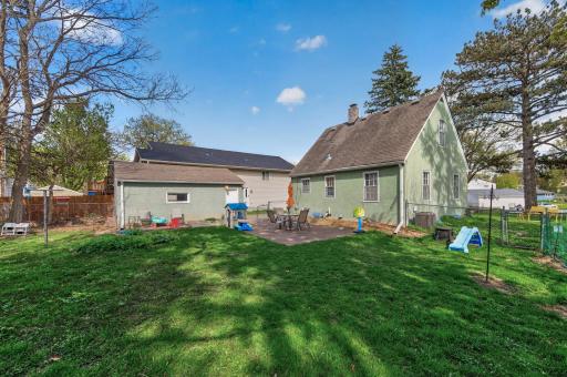 721 Parkway Drive, Saint Paul, MN 55106