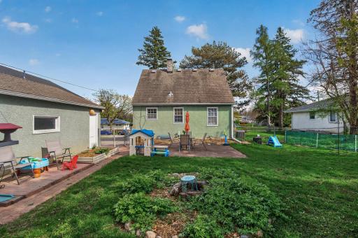 721 Parkway Drive, Saint Paul, MN 55106