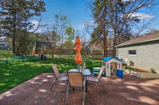 721 Parkway Drive, Saint Paul, MN 55106