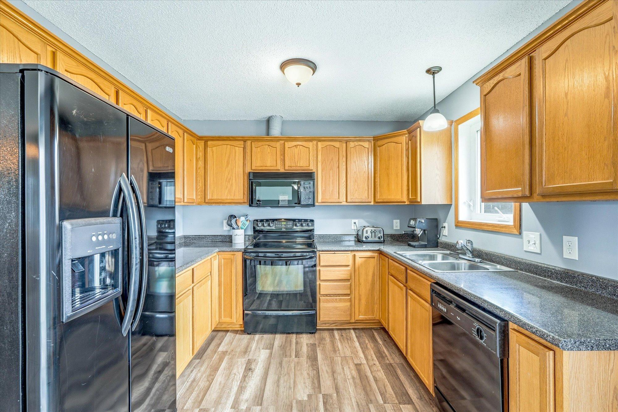 12-4th Ave S-8.jpg