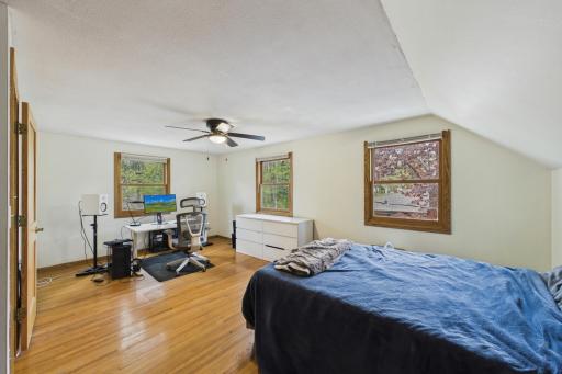 1405 Mahtomedi Avenue, Saint Paul, MN 55115