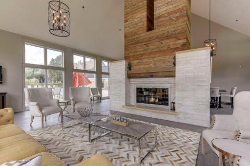 6000 Chasewood Parkway, 204, Hopkins, MN 55343