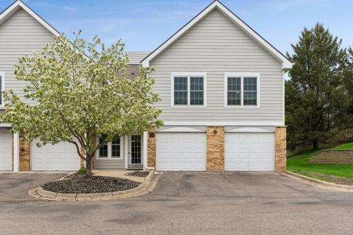 6000 Chasewood Parkway, 204, Hopkins, MN 55343