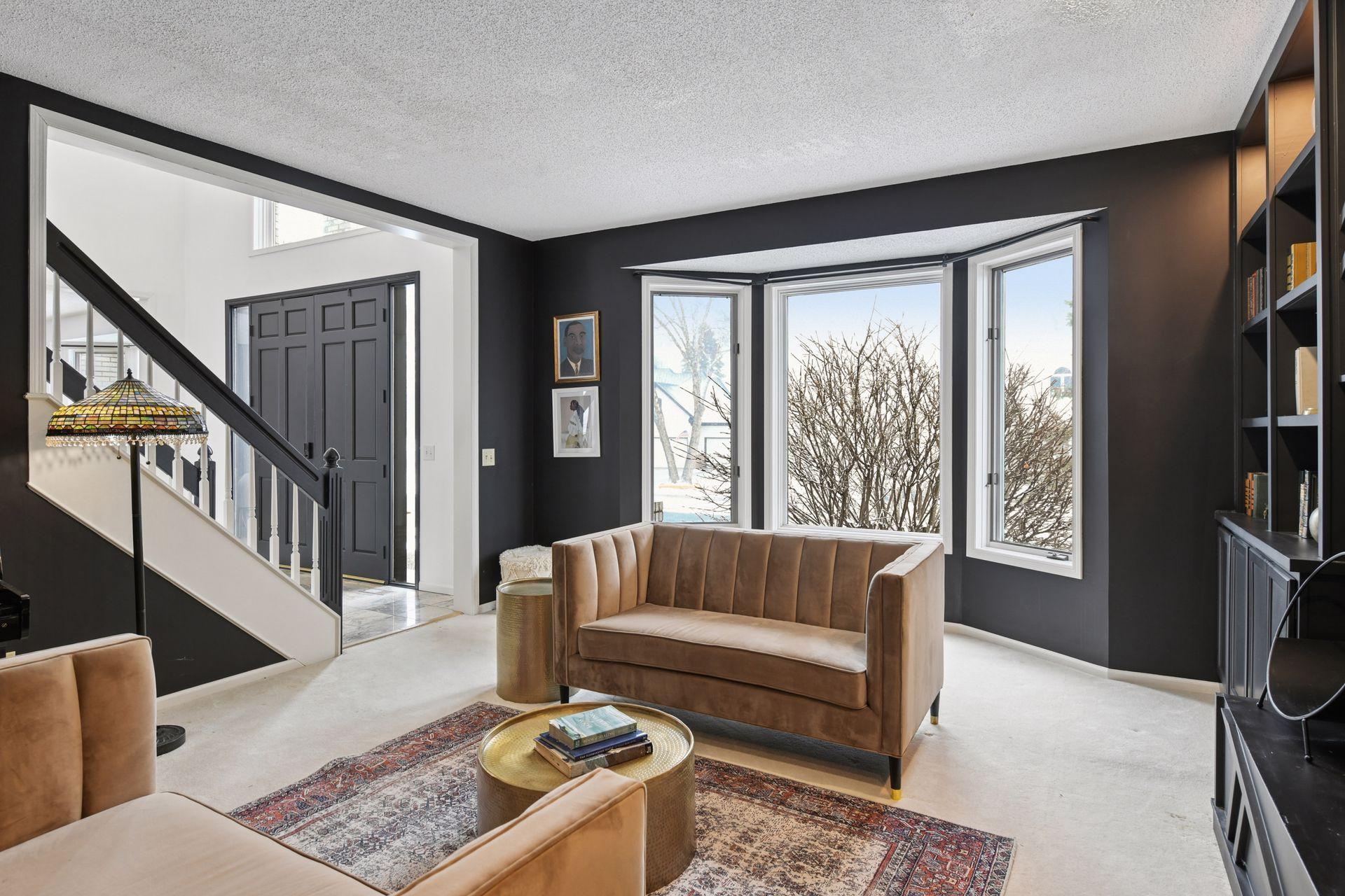 Soaring Glass. Endless Light. Freshly cleaned windows (2026) flood the home with natural light — enhancing every architectural line and elevating the living experience.