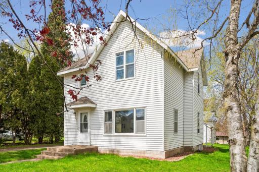 745 Broadway Street, Hammond, WI 54015