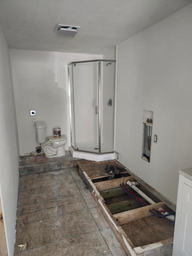 Main floor studio apt