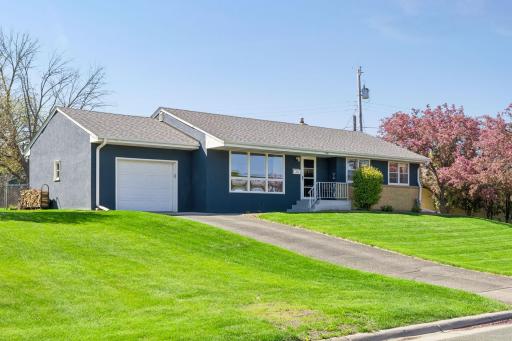 216 Reid Lane, South Saint Paul, MN 55075
