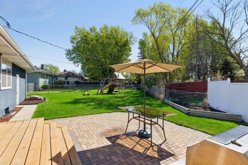 216 Reid Lane, South Saint Paul, MN 55075