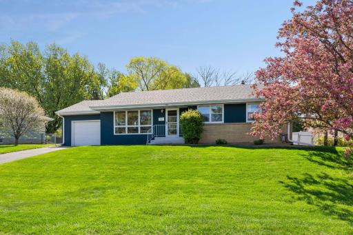 216 Reid Lane, South Saint Paul, MN 55075