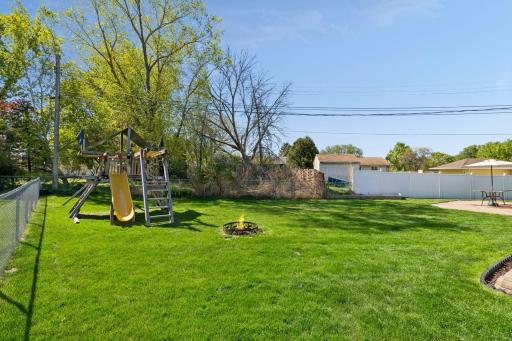 216 Reid Lane, South Saint Paul, MN 55075