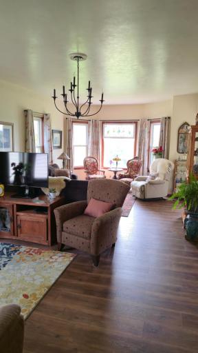 6321 County 11 Boulevard, Kenyon, MN 55946