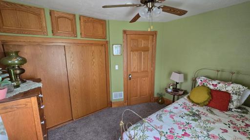 6321 County 11 Boulevard, Kenyon, MN 55946