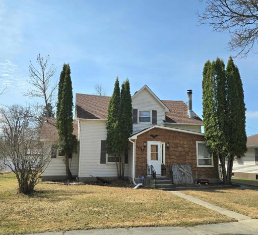 1011 10th Street, International Falls, MN 56649