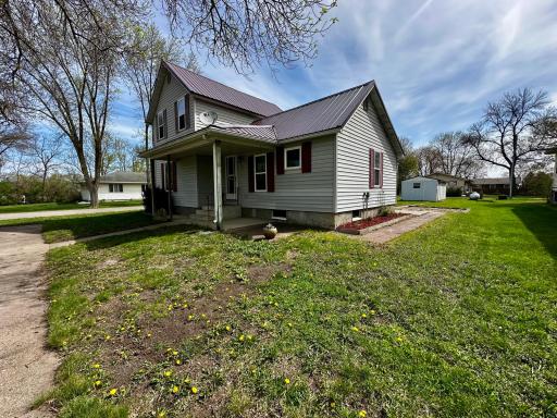 390 N Broadway Street, Vesta, MN 56292