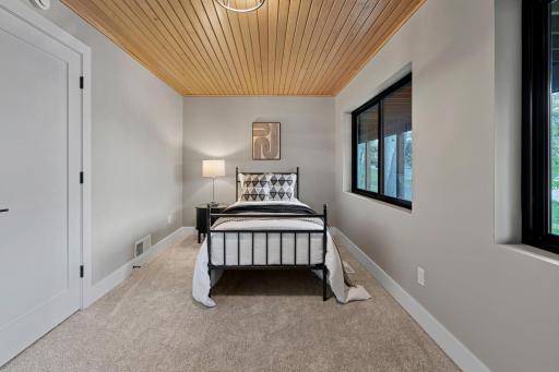 6905 Dakota Trail, Minneapolis, MN 55439
