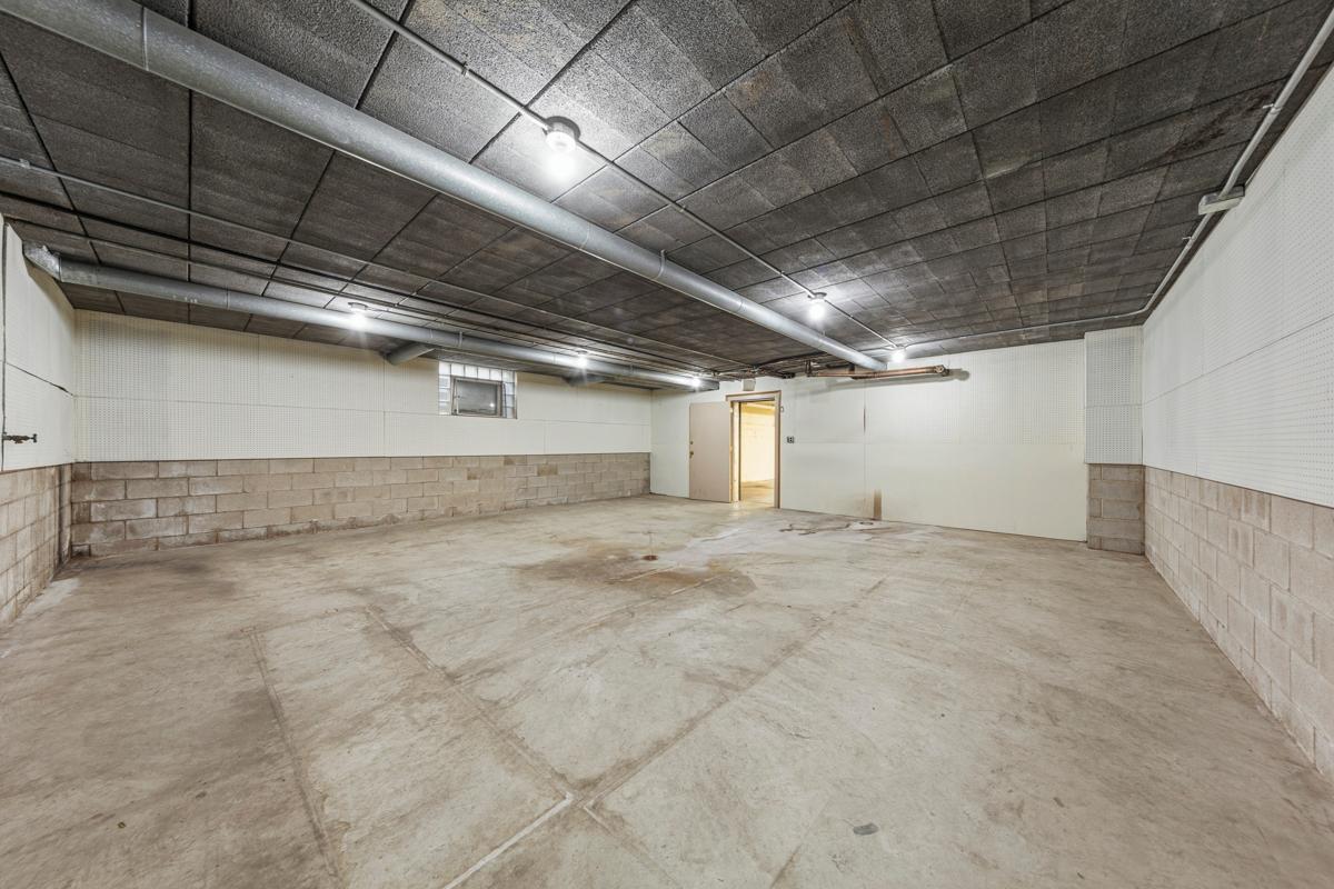 22 Basement.jpg