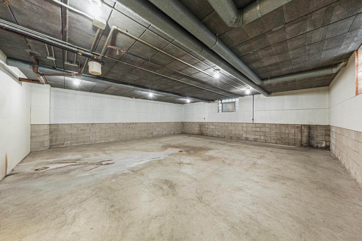 20 Basement.jpg