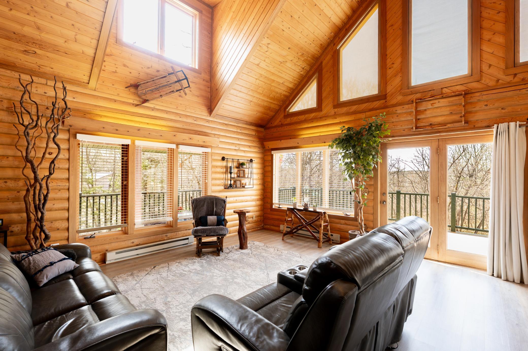 Living Room.jpg