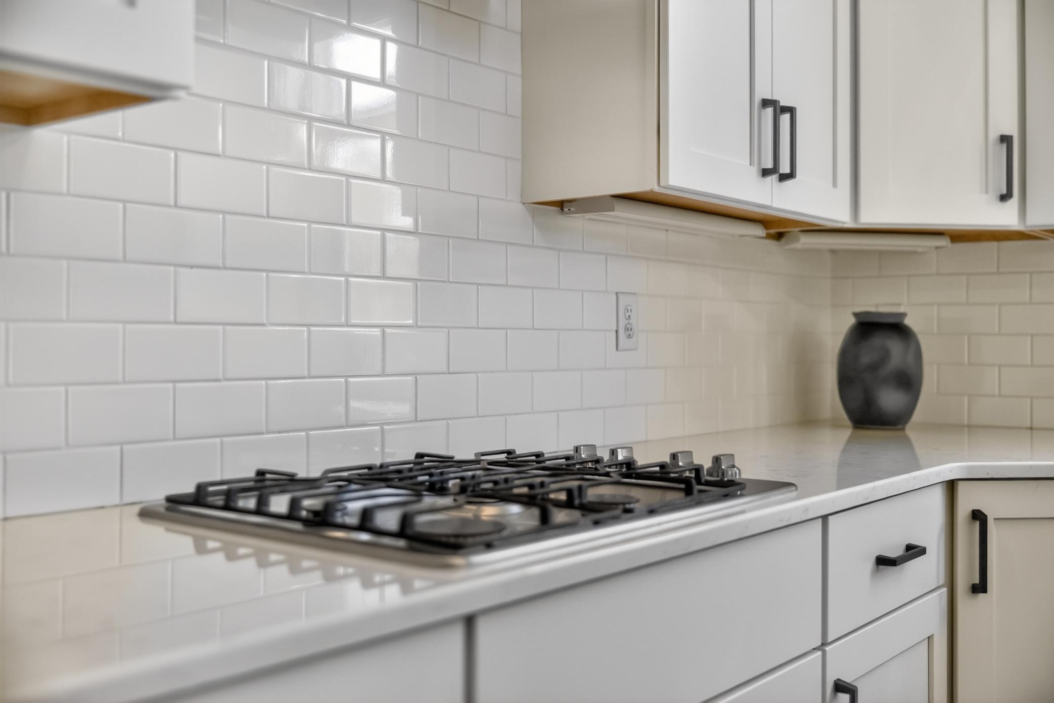 Gas cooktop