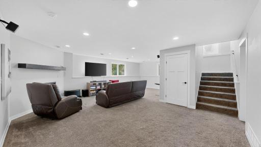 2014 Hagen Lane SW, Rochester, MN 55902