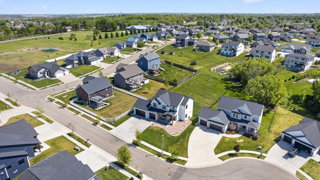 Close to city trails and parks