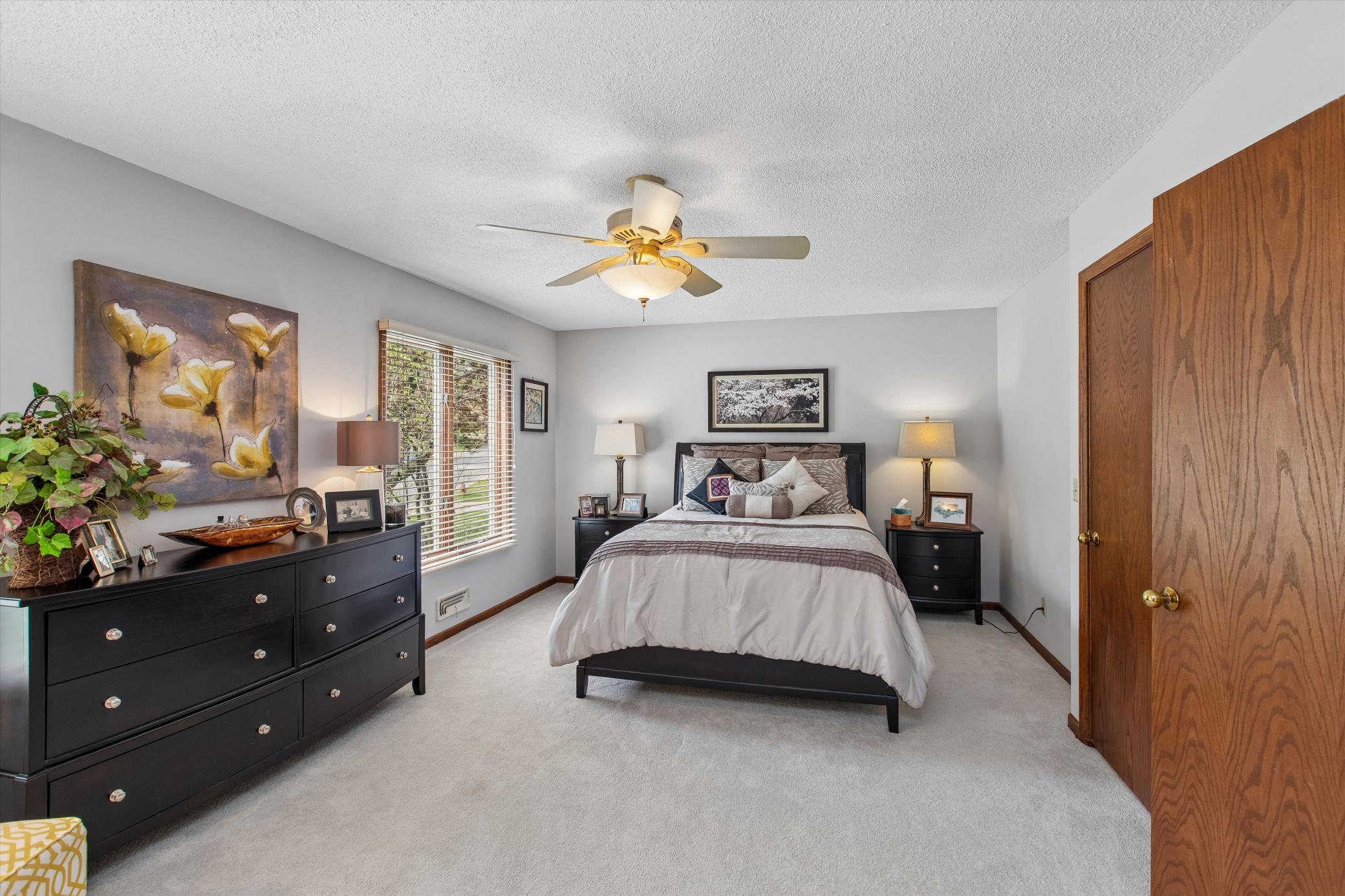 28-Bedroom 2.jpg