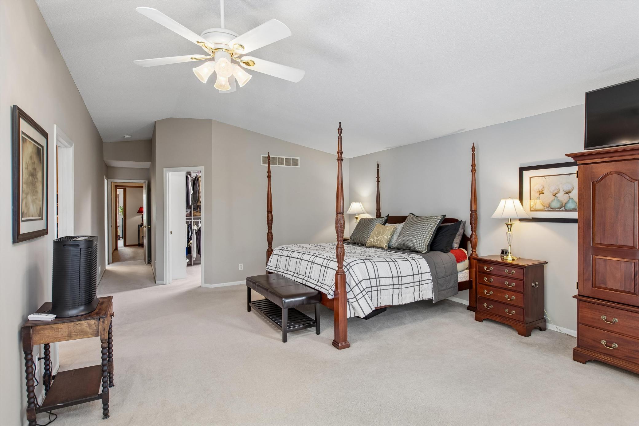 23-Primary Bedroom.jpg