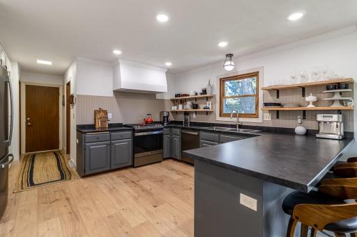 1425 Rice Lake Street, Owatonna, MN 55060