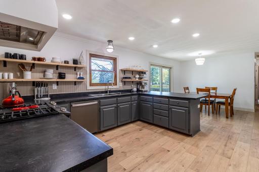 1425 Rice Lake Street, Owatonna, MN 55060