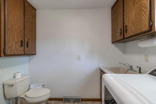 1425 Rice Lake Street, Owatonna, MN 55060