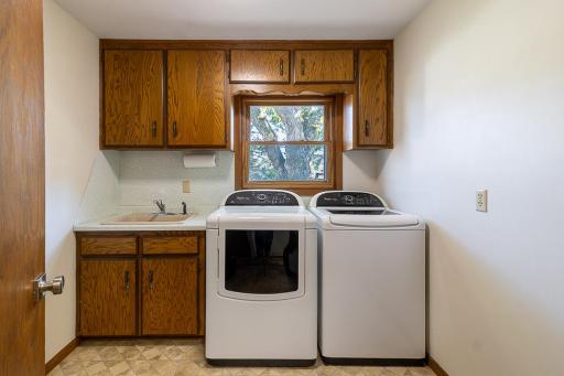 1425 Rice Lake Street, Owatonna, MN 55060