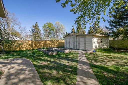 1425 Rice Lake Street, Owatonna, MN 55060