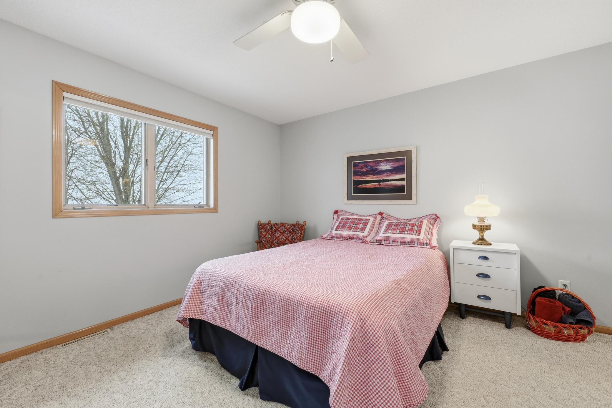 2nd floor 3rd bed