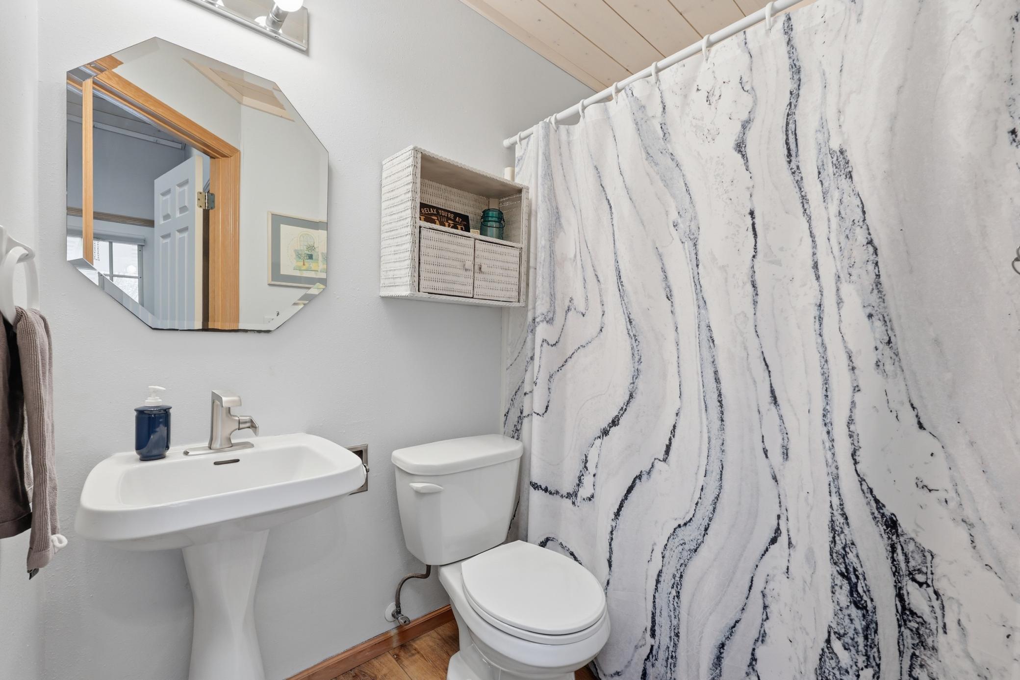 Main floor 2nd bath