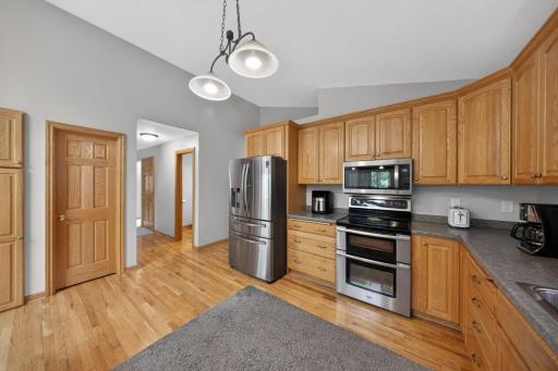 1011 Golfers Ct SE, Rochester, MN 55904