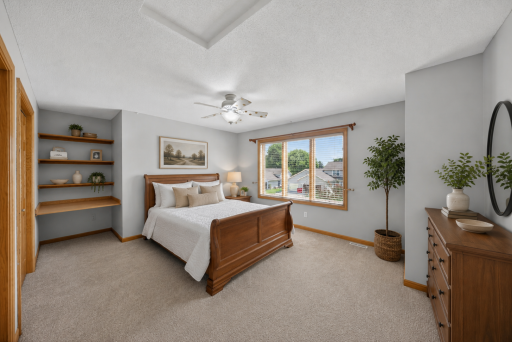 1011 Golfers Ct SE, Rochester, MN 55904