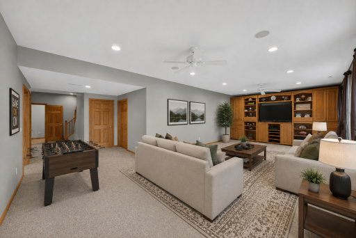 1011 Golfers Ct SE, Rochester, MN 55904