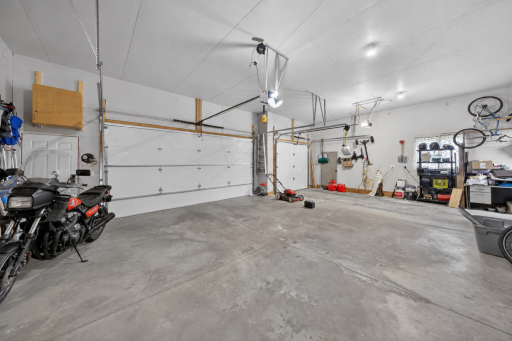 1011 Golfers Ct SE, Rochester, MN 55904
