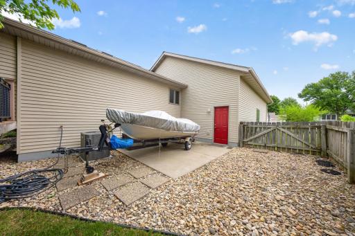1011 Golfers Ct SE, Rochester, MN 55904